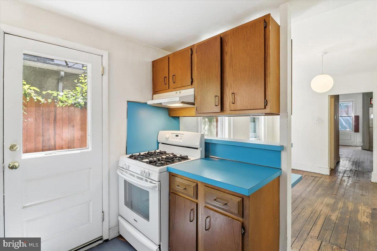 2433 Aspen Street photo 9