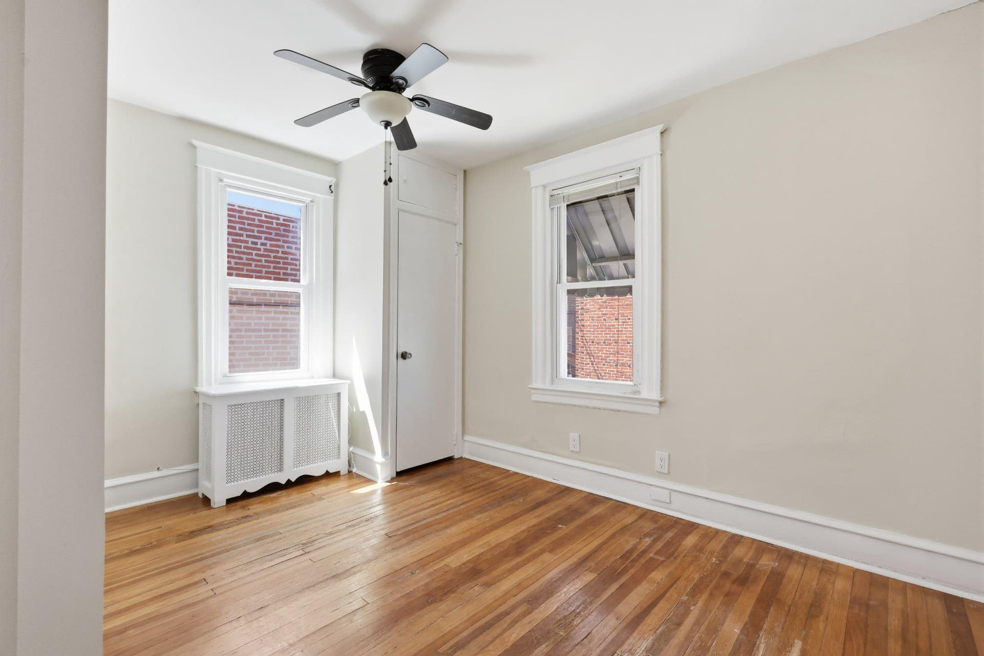 4022 Mitchell Street photo 15