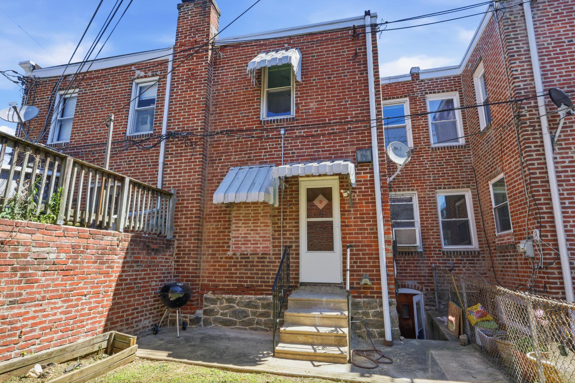 4022 Mitchell Street photo 29