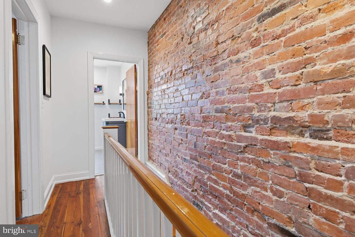 1835 Daly Street photo 18