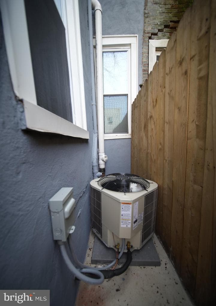 3124 N Carlisle Street photo 4