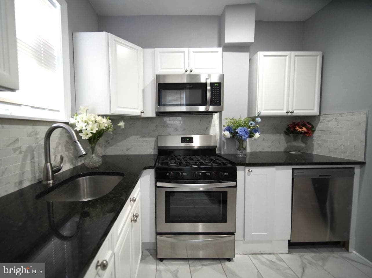 3124 N Carlisle Street photo 9