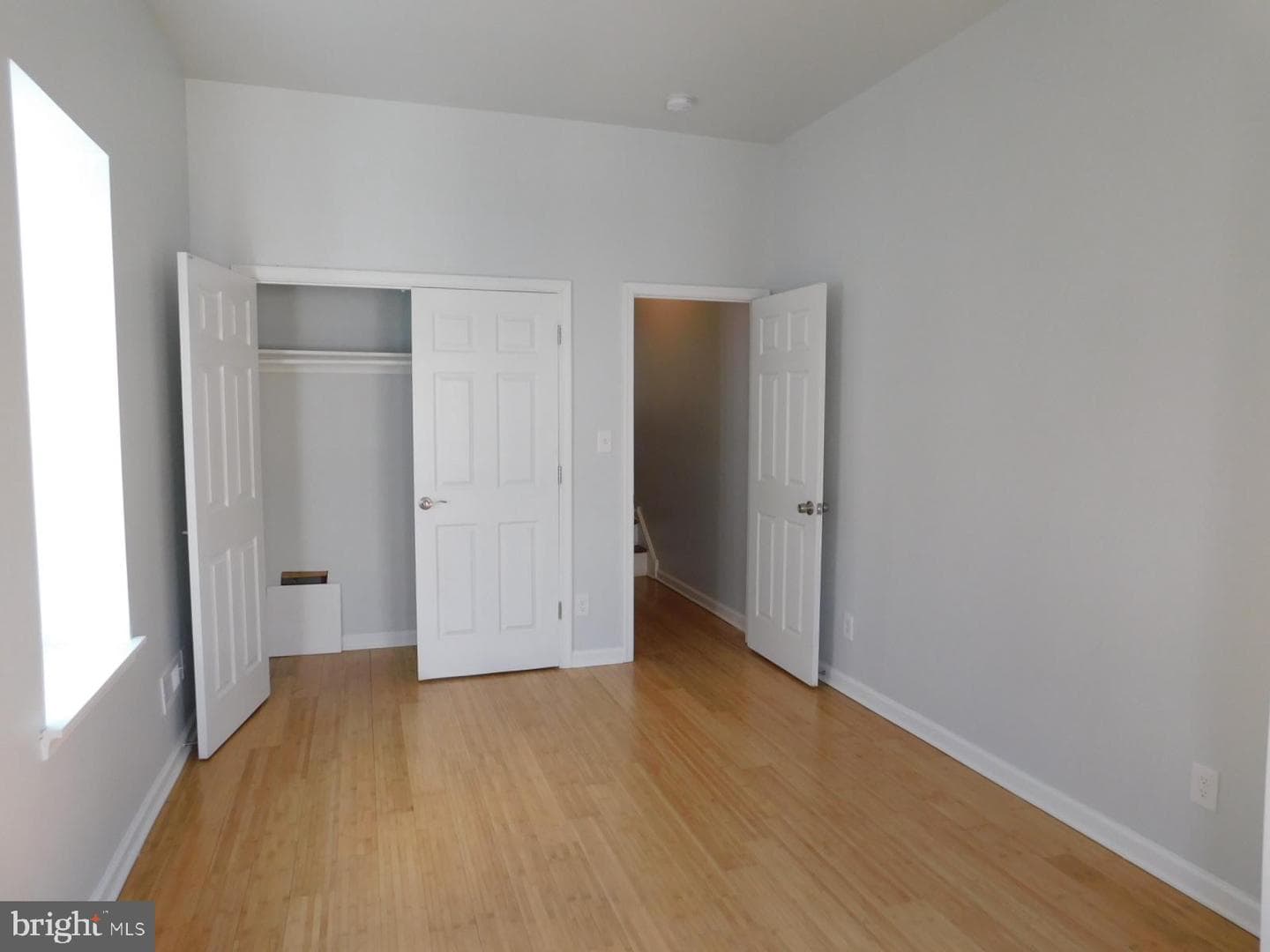 2249 N Woodstock Street photo 7