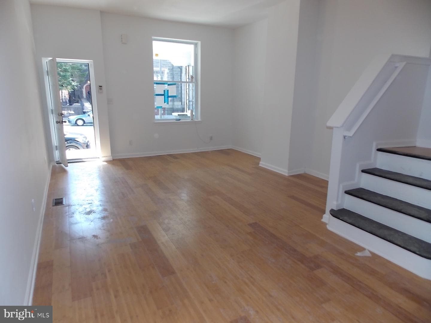 2323 W Lehigh Avenue photo 7