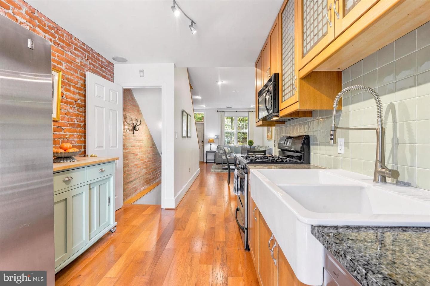 3029 W Harper Street photo 8
