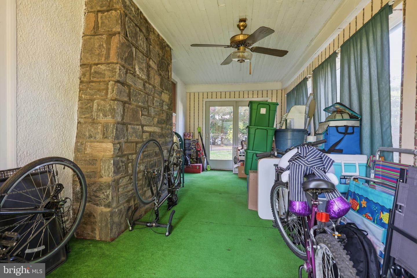 755 Byberry Road photo 13