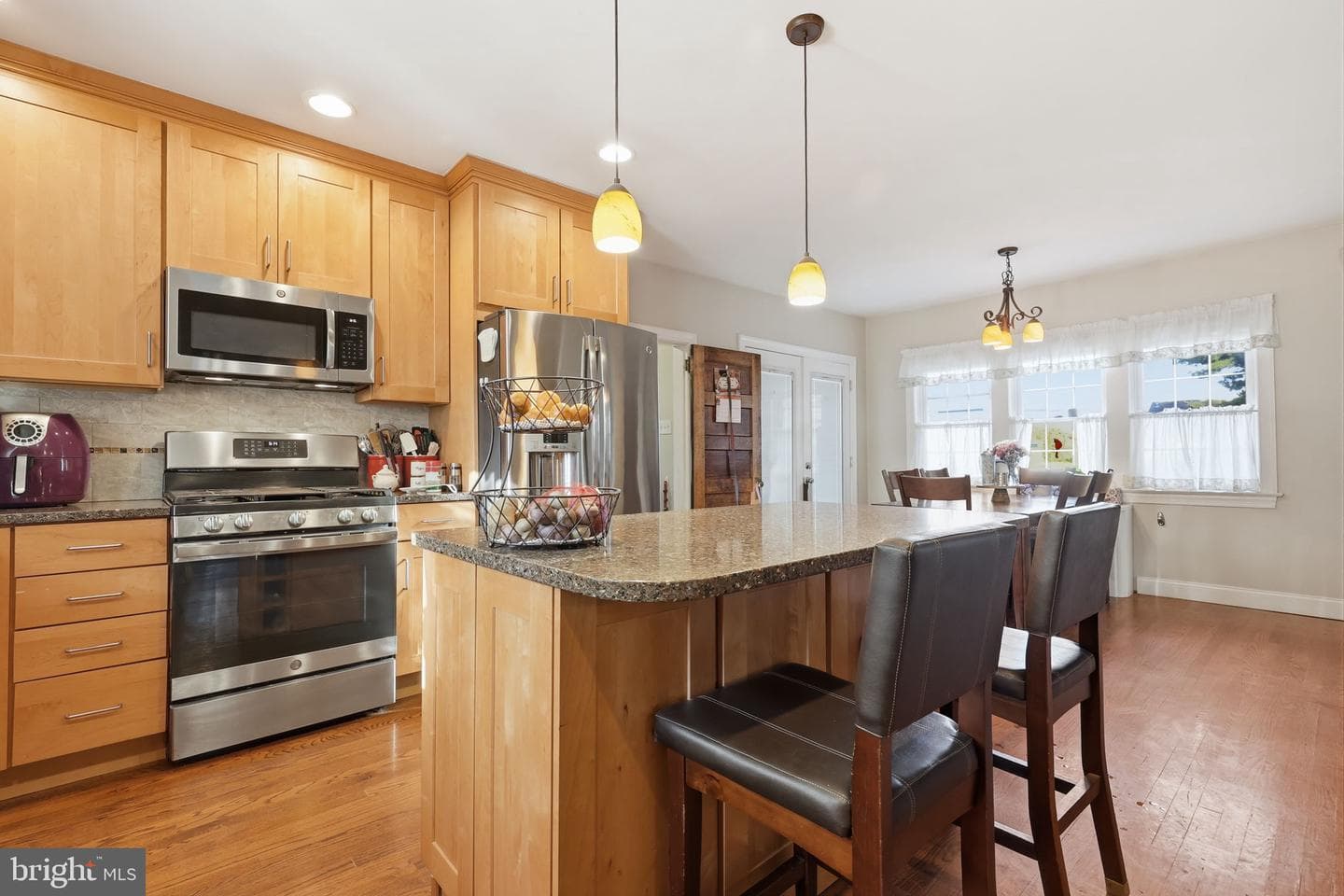 755 Byberry Road photo 17