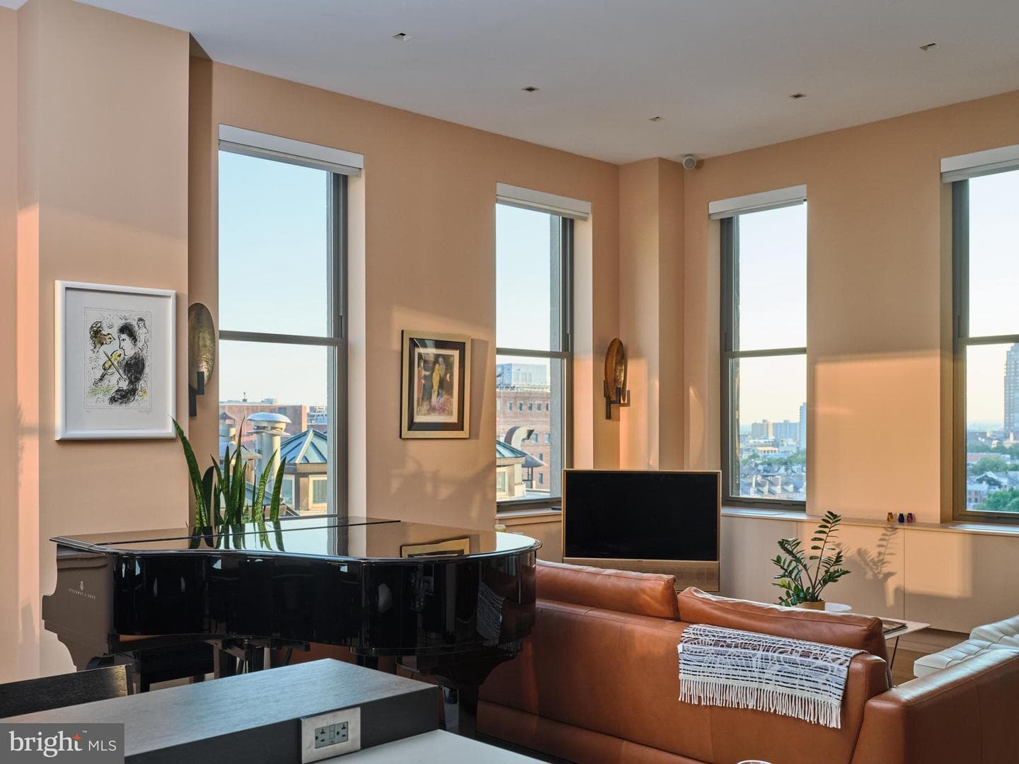 210 W Washington Square #8se photo 7