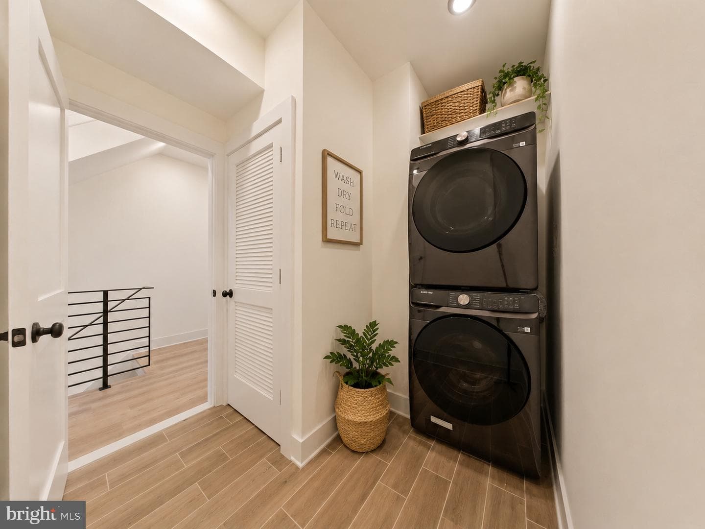 5029 Pentridge Street photo 13