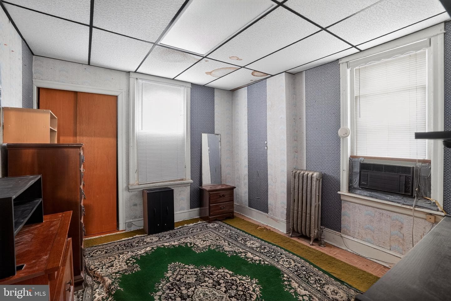 3757 N Marshall Street photo 17