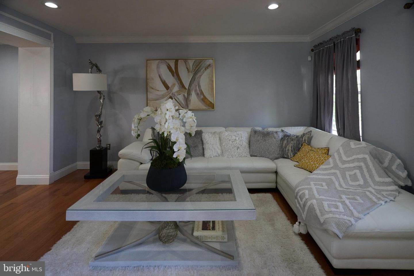8905 Springview Road photo 13