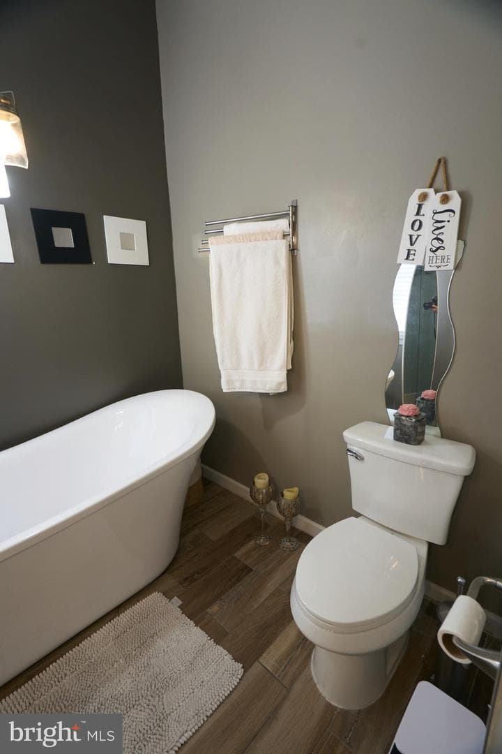 8905 Springview Road photo 46