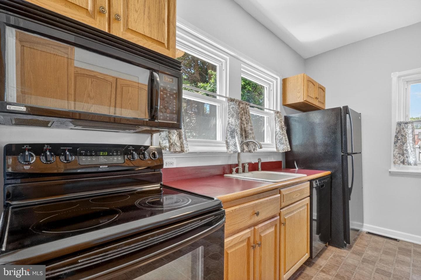 1409 Bleigh Avenue photo 22