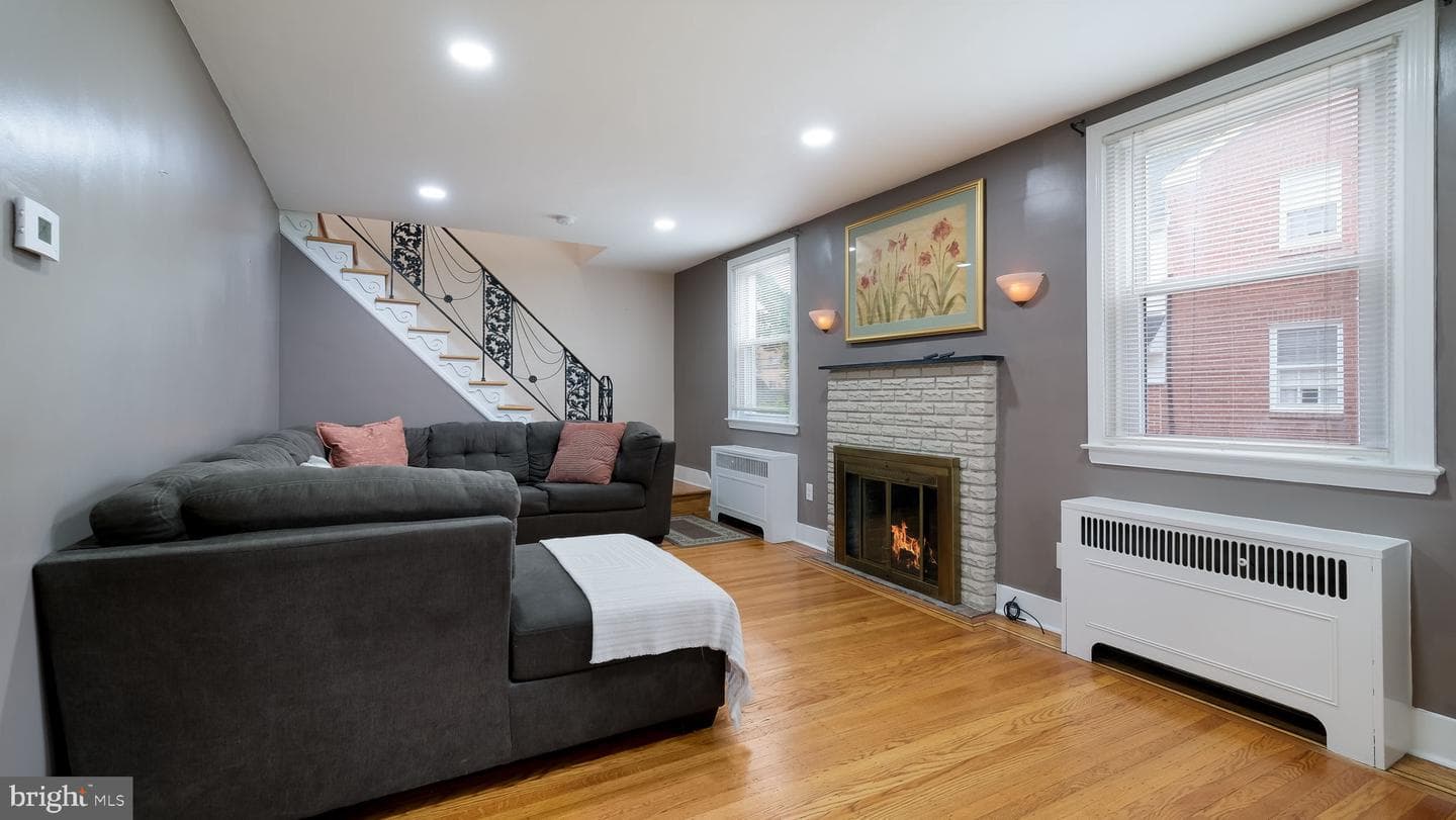 4020 Benson Street photo 10