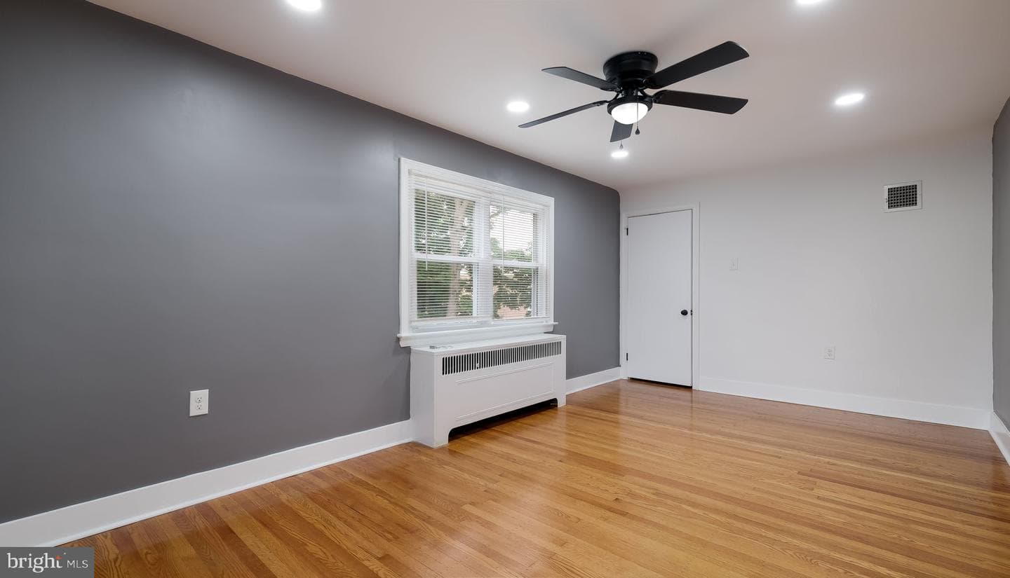 4020 Benson Street photo 24