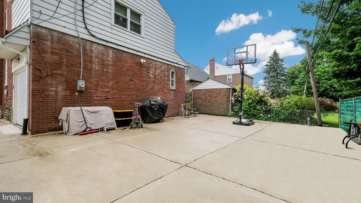 4020 Benson Street photo 33