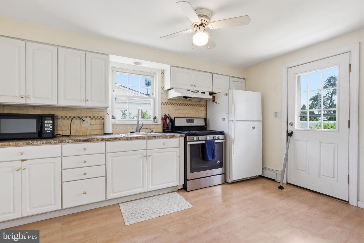 9223 Germania Street photo 3