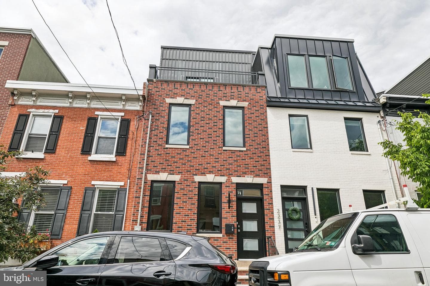 2239 Catharine Street photo 51