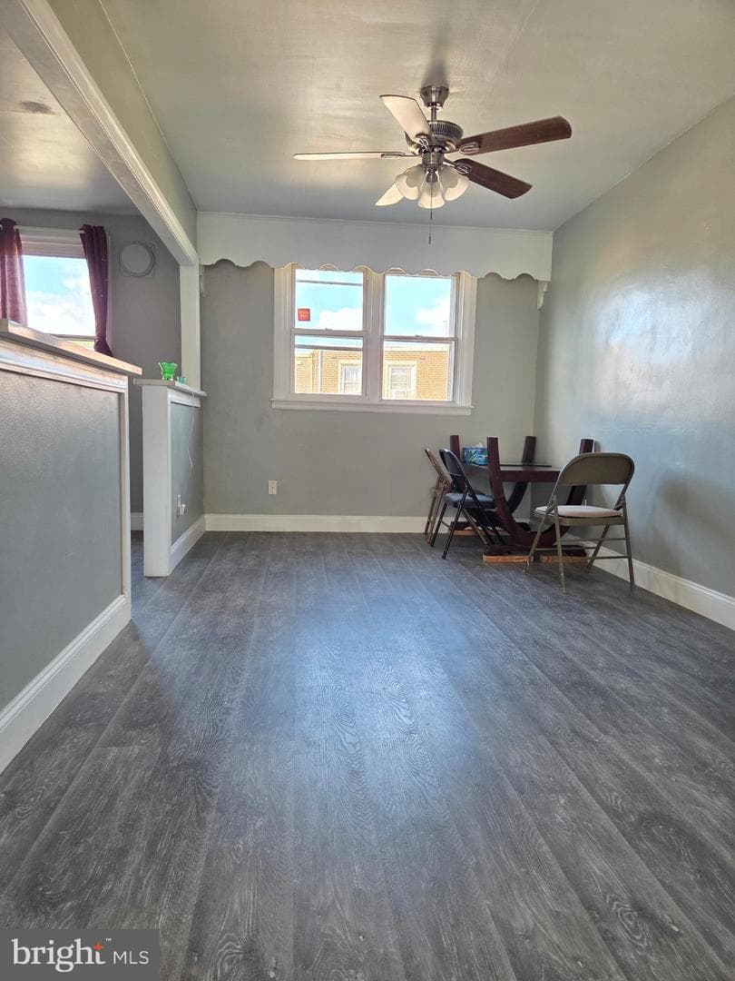 211 Lardner Street photo 12