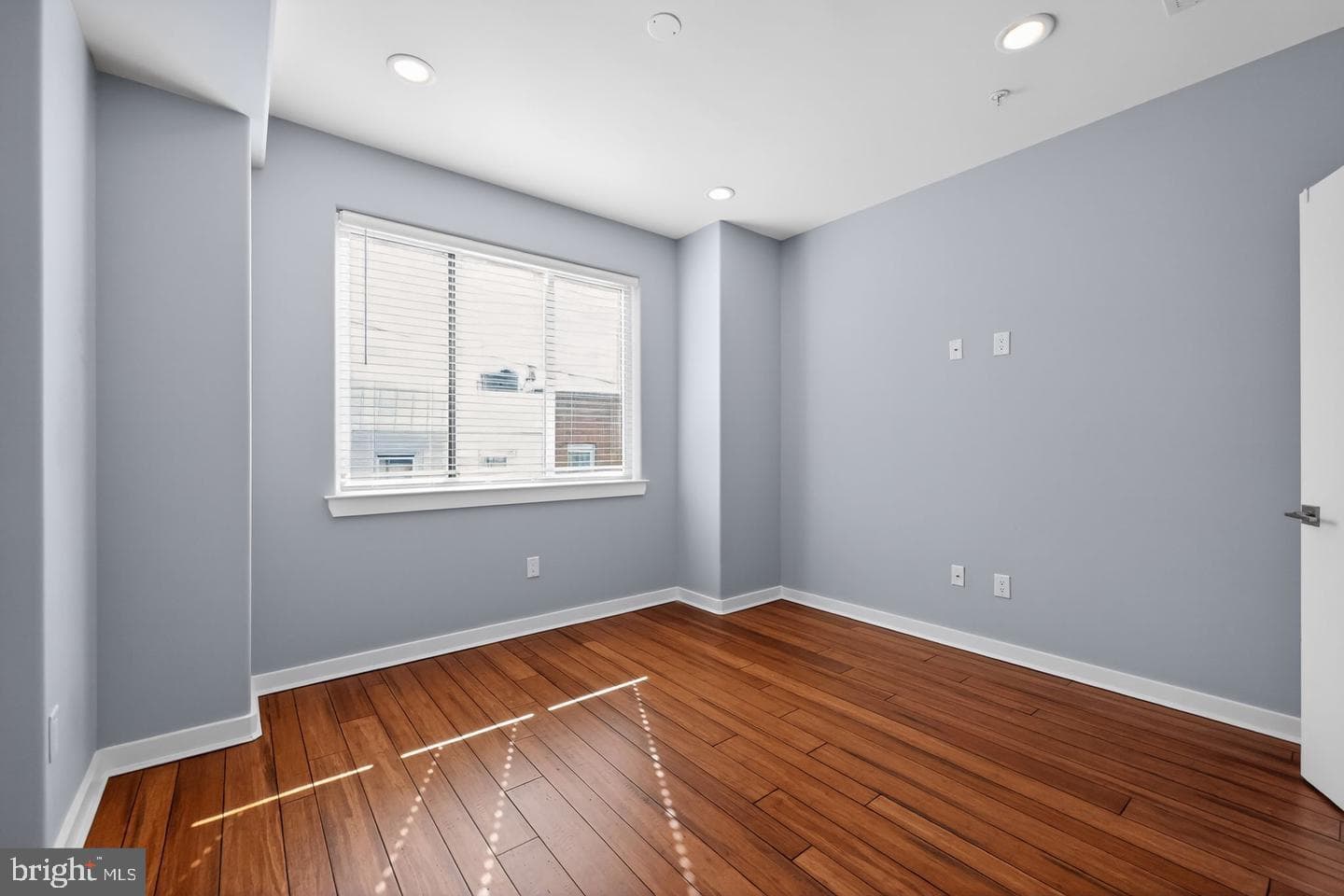 1508 S Lecount Street photo 30