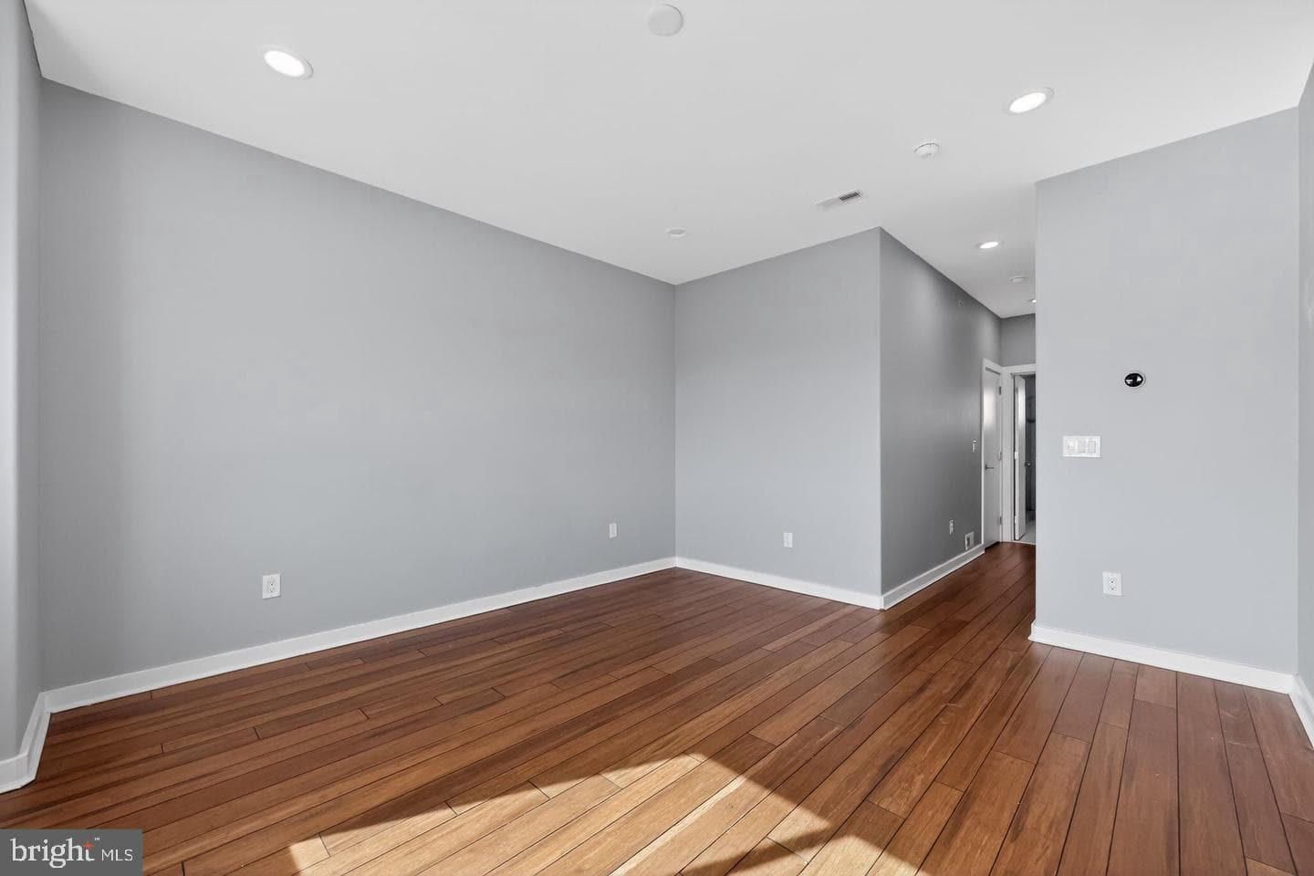1508 S Lecount Street photo 31