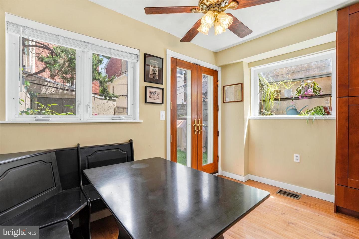 1005 N Lawrence Street photo 25