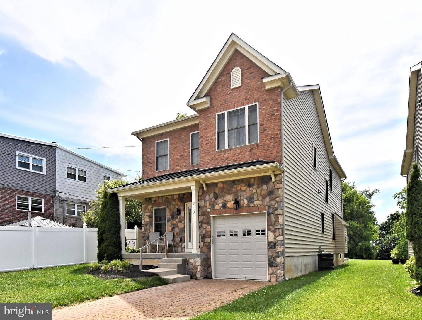 13113 Worthington Road photo 3