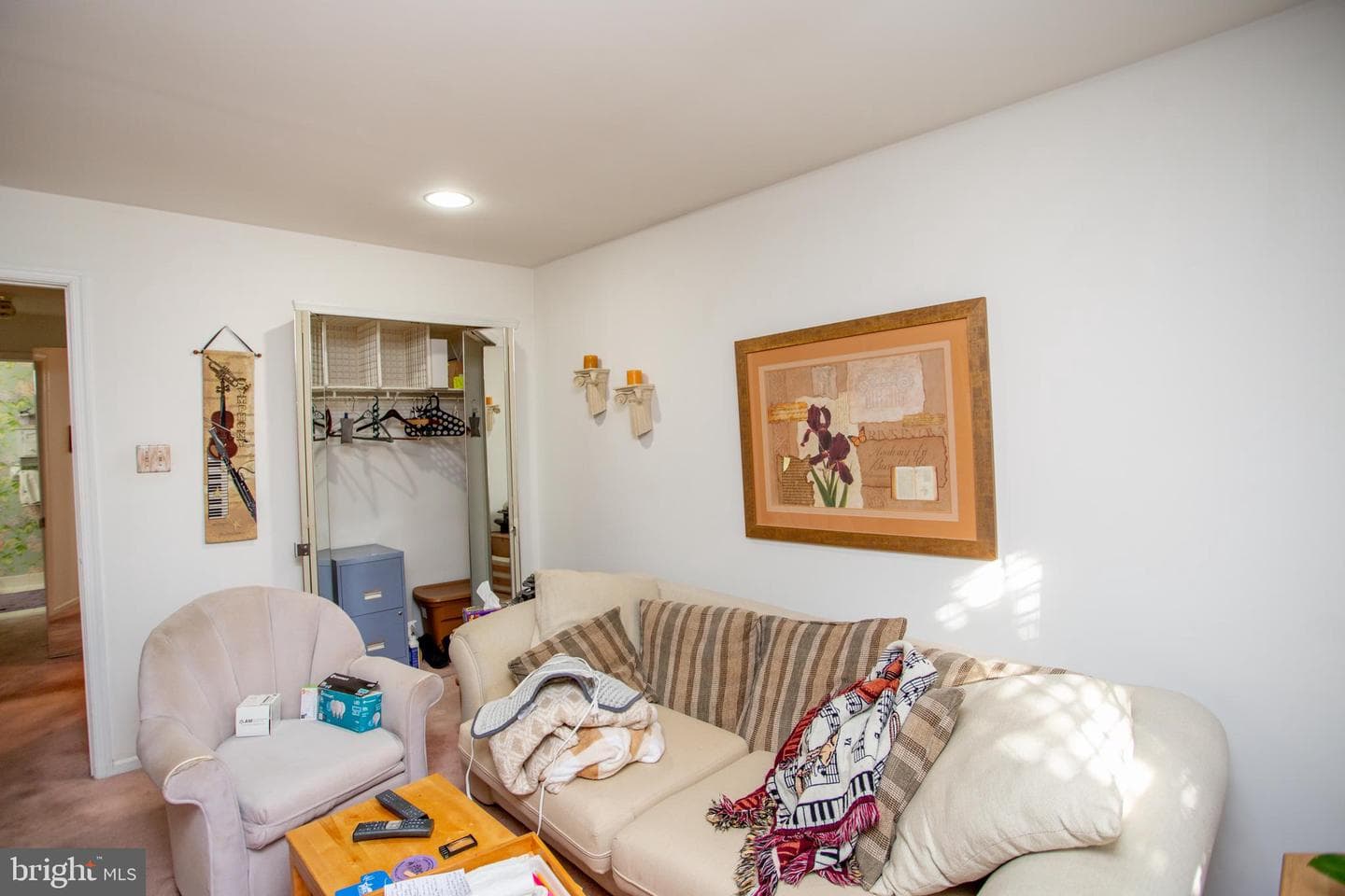 73305 Delaire Landing Road #305 photo 24