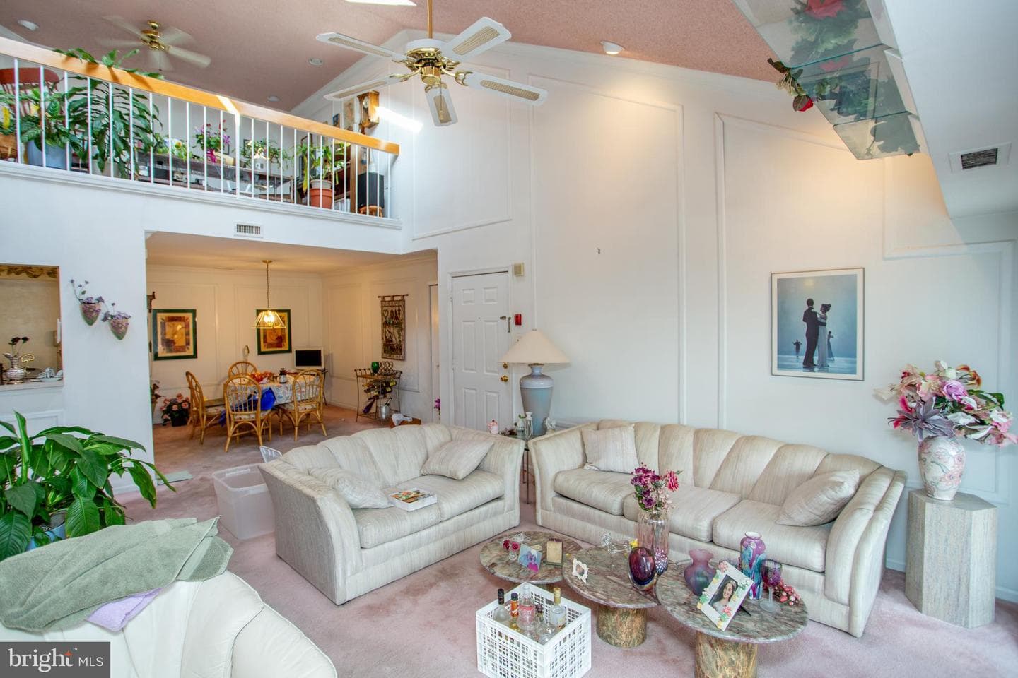 73305 Delaire Landing Road #305 photo 6