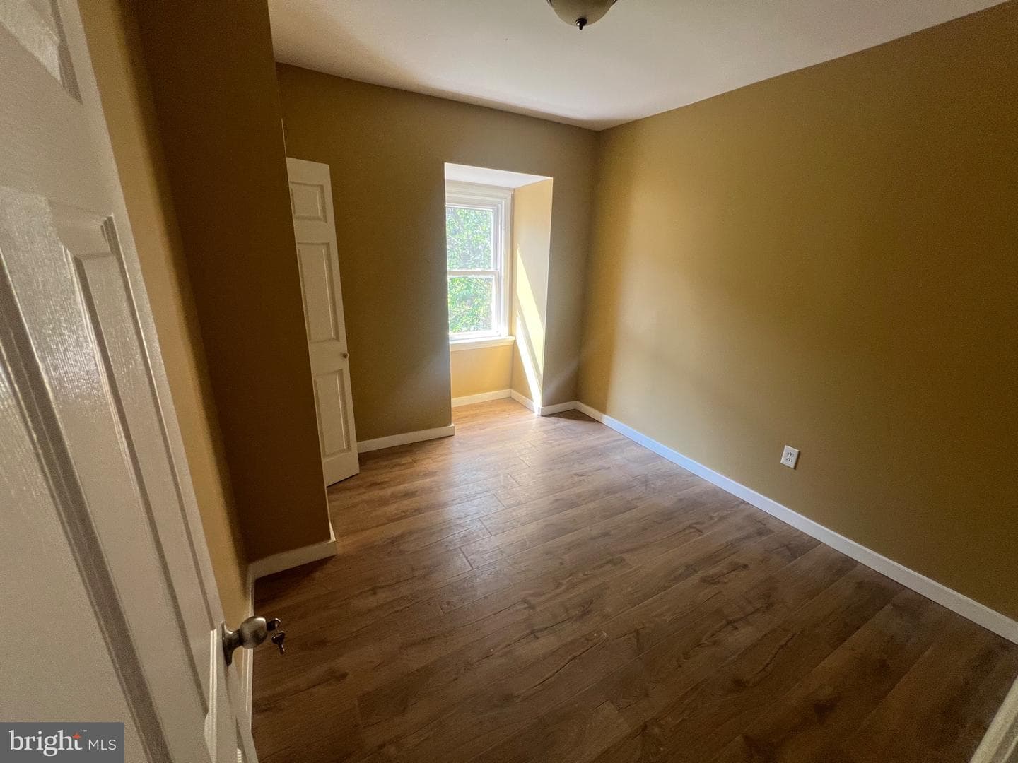 4623 Pulaski photo 31