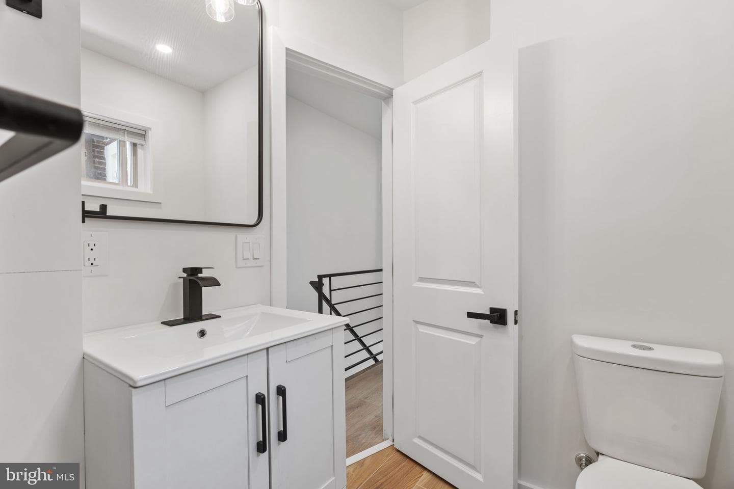 403 Daly Street photo 14