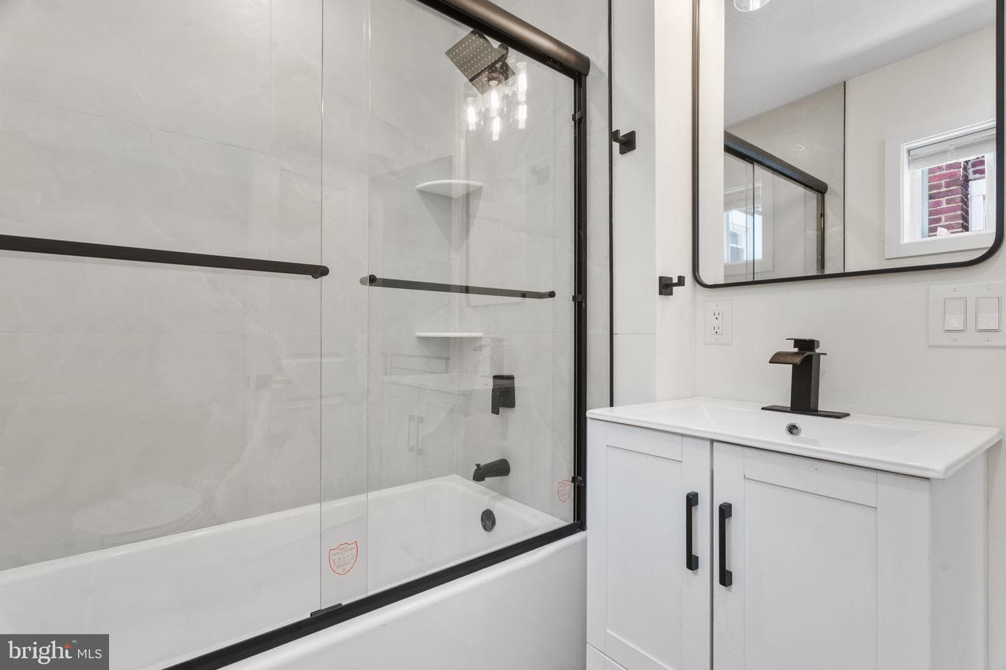 403 Daly Street photo 15