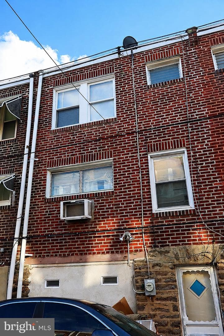 4335 Teesdale Street photo 10