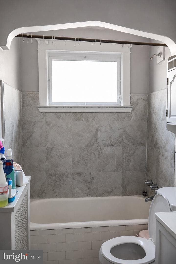 4335 Teesdale Street photo 8