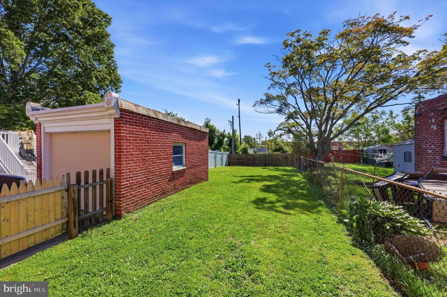 7781 Hasbrook Avenue photo 17