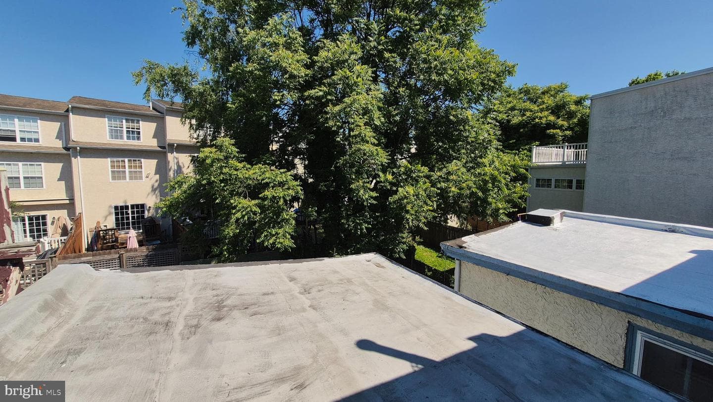 108 Seville Street photo 18