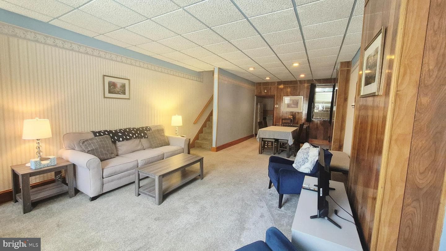 108 Seville Street photo 2