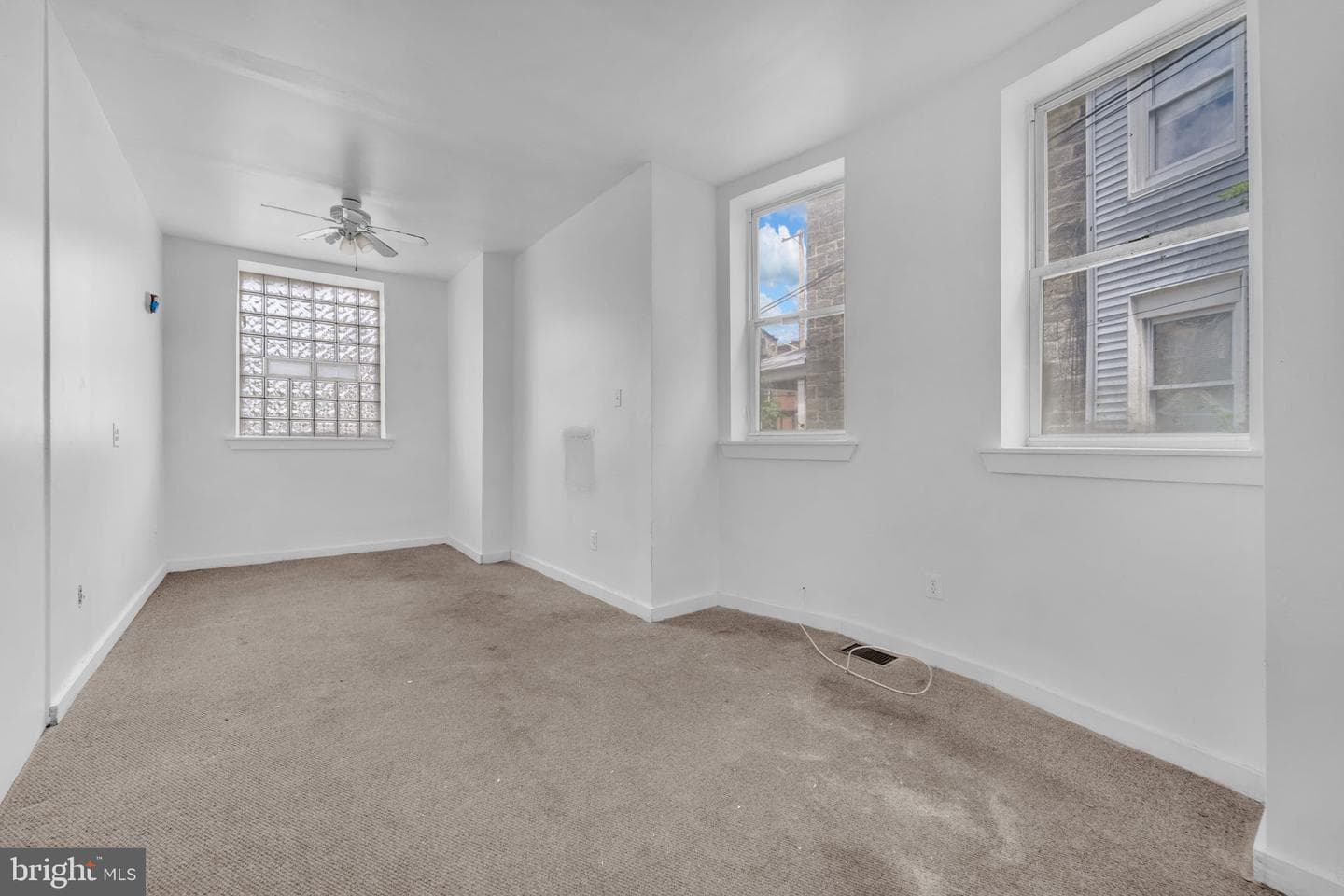 162 W Manheim Street photo 9