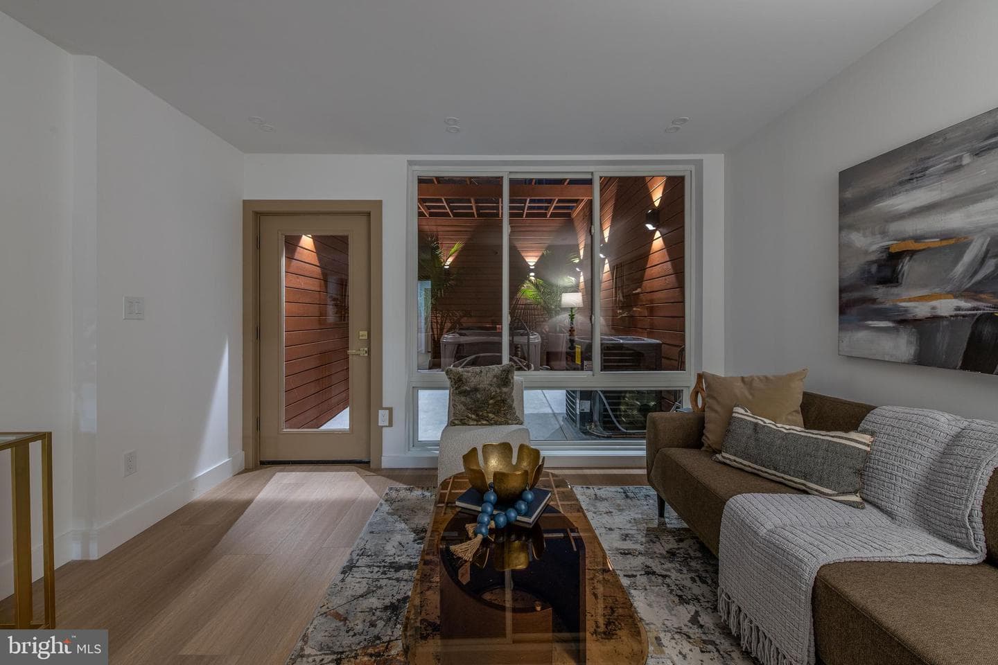217 Tasker Street photo 48