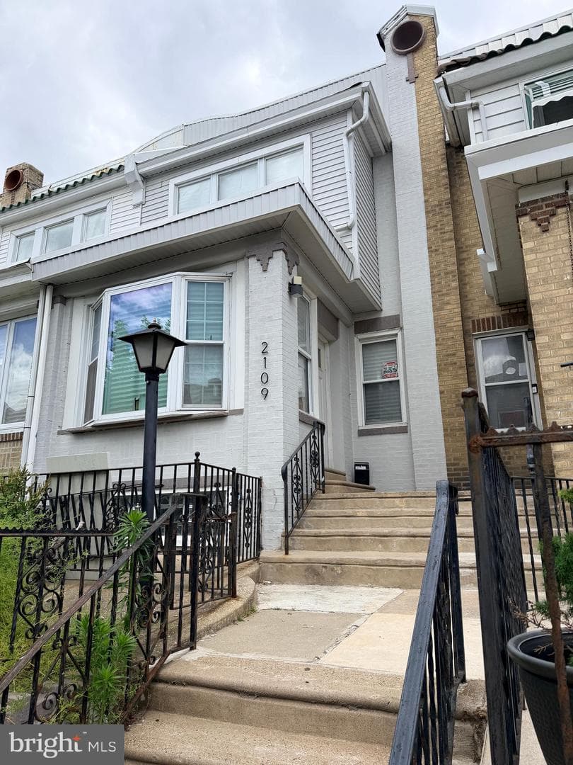 2109 Melvin Street photo 5