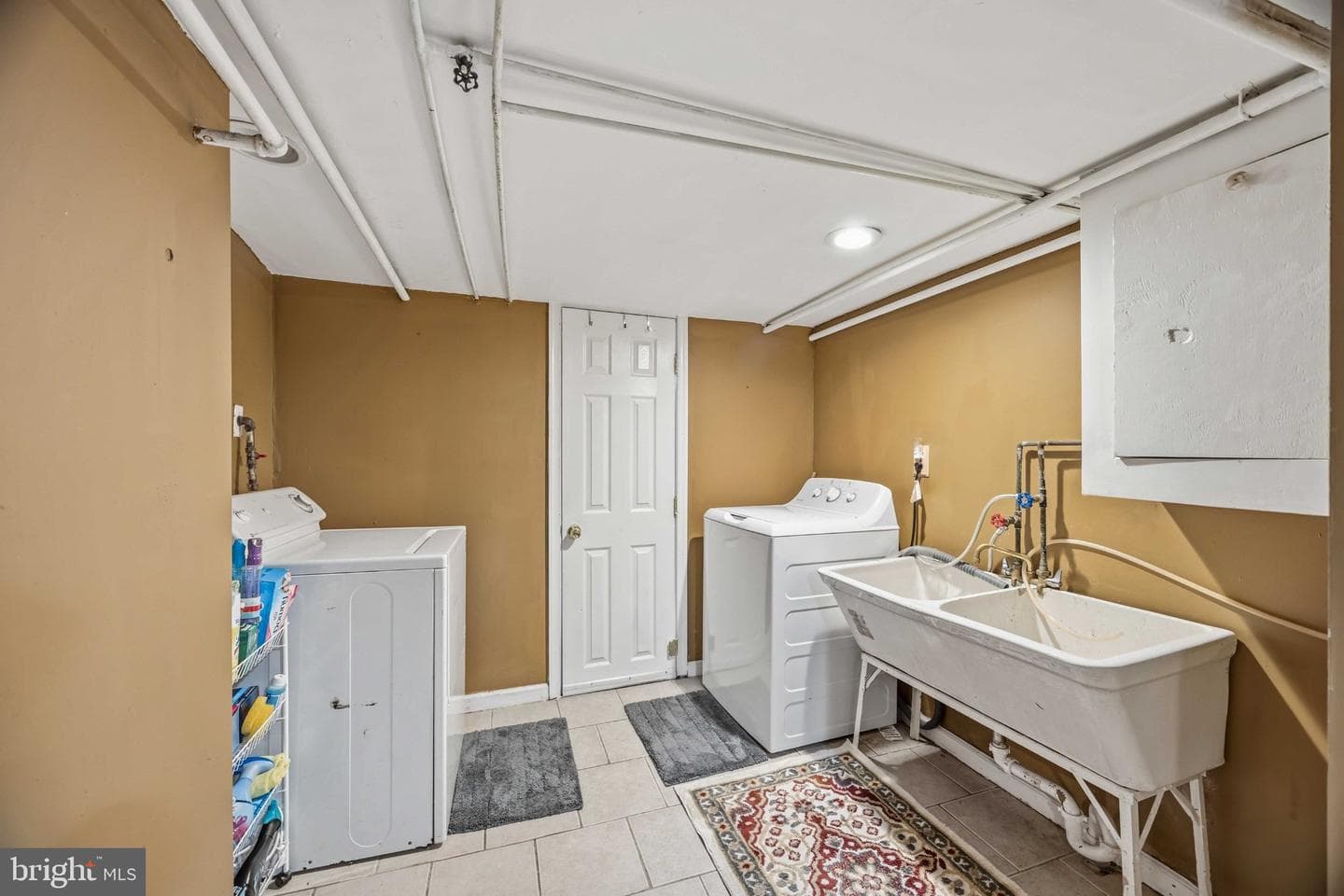 6458 N Smedley Street photo 23