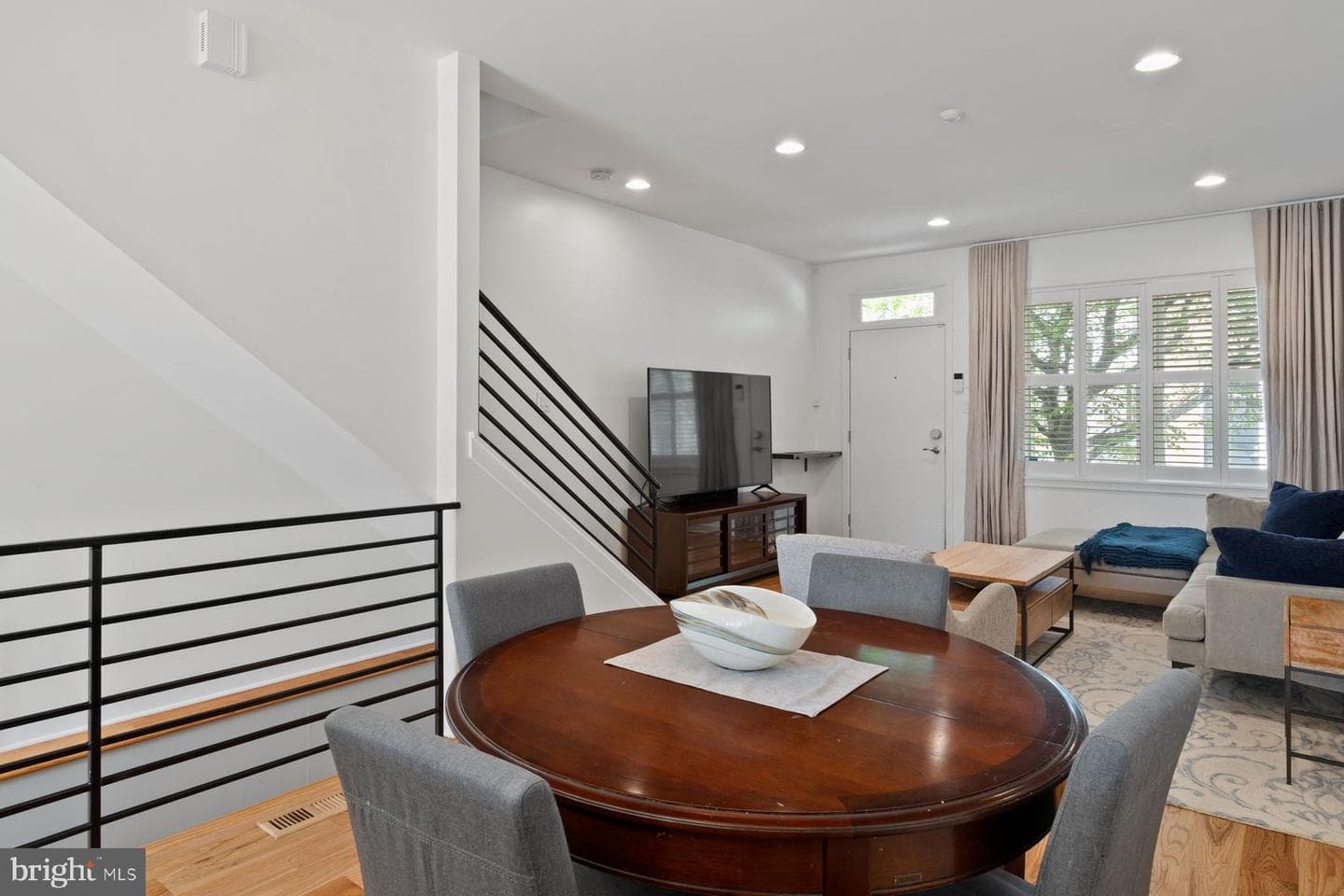 1836 Manton Street photo 5