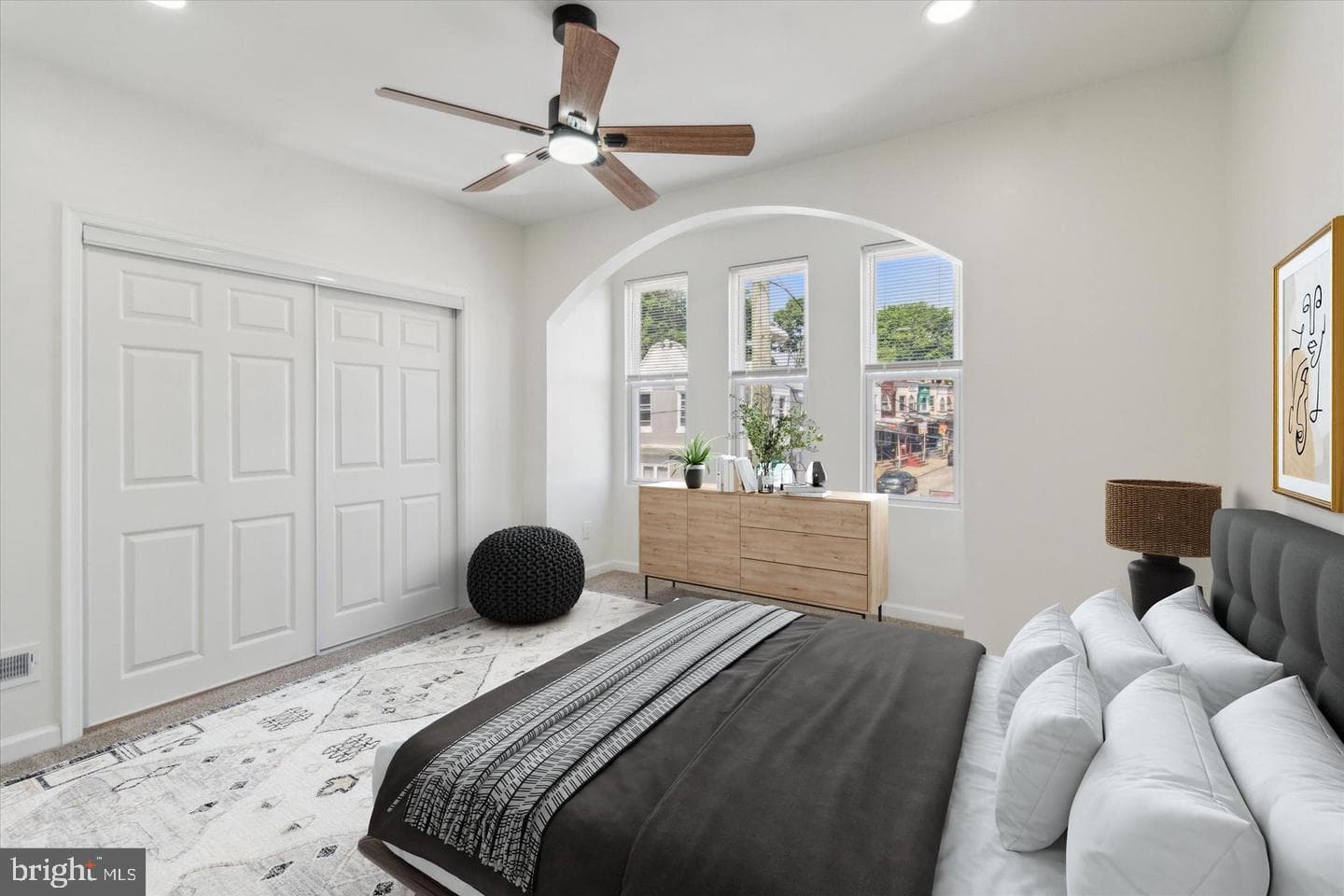 128 W Hansberry Street photo 6