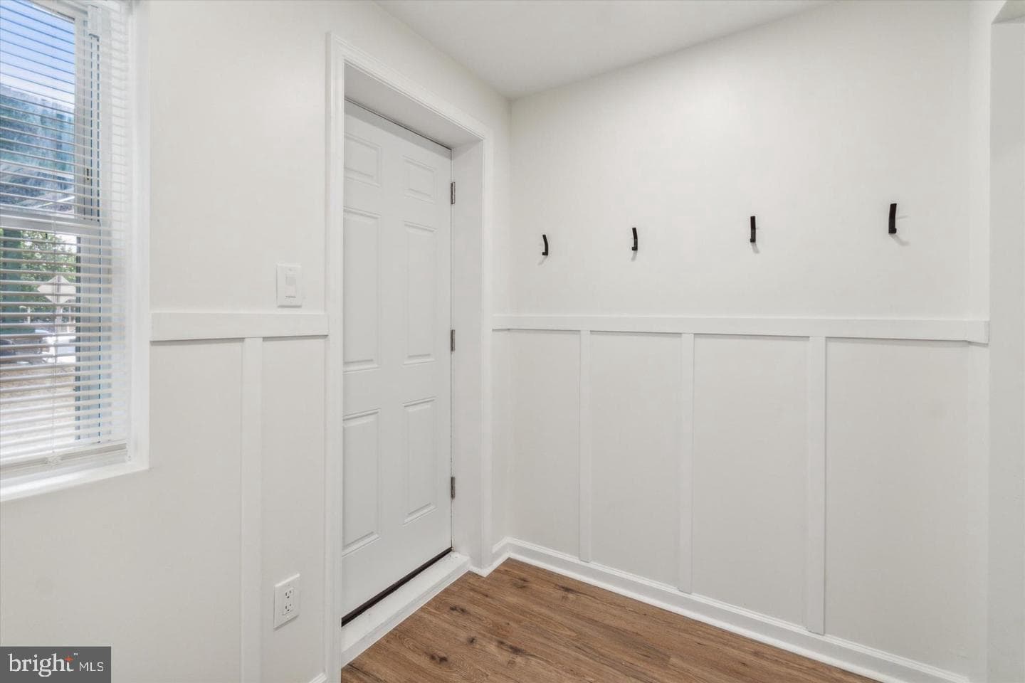 128 W Hansberry Street photo 9