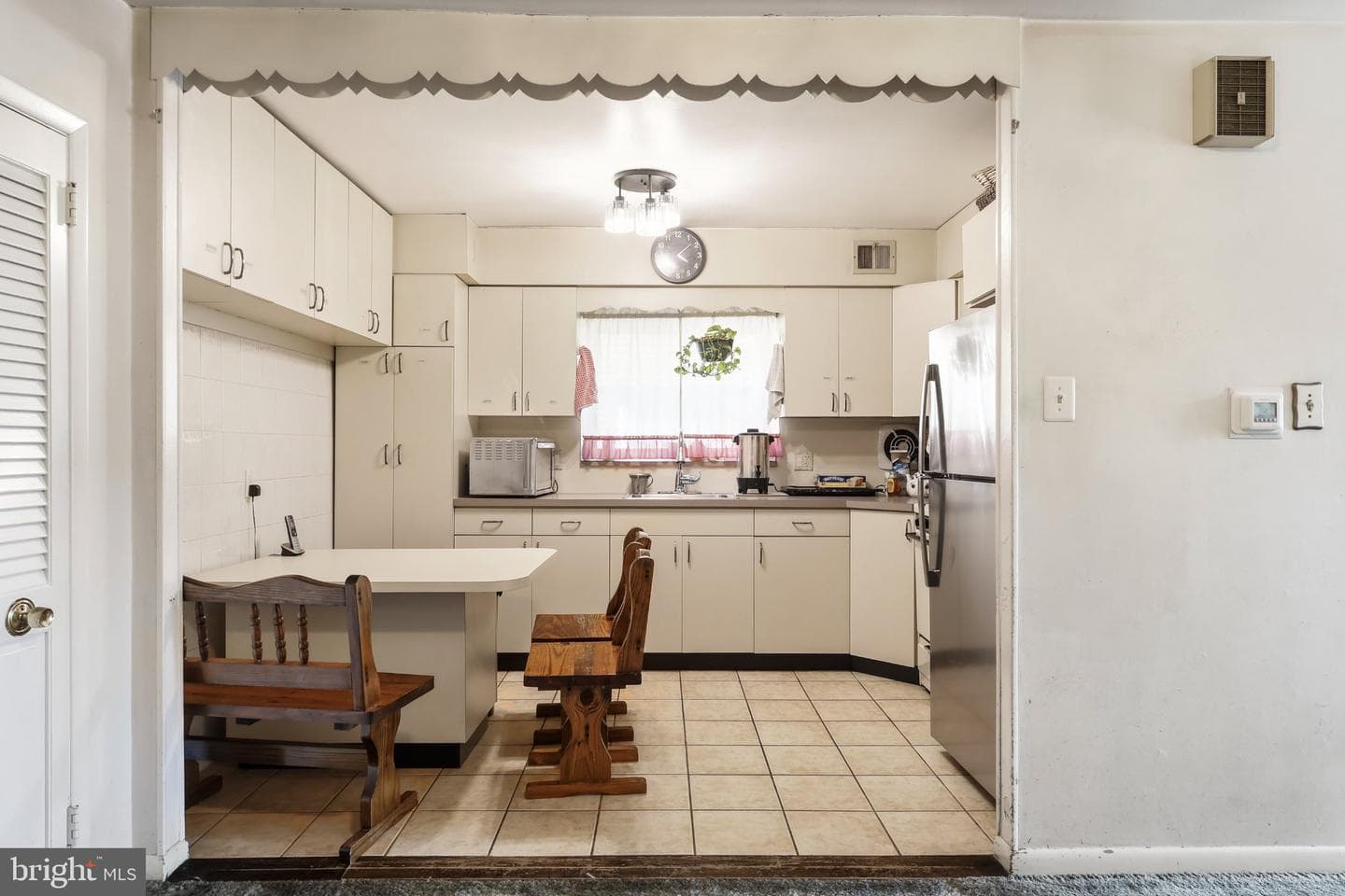 2127 Hoffnagle Street photo 4