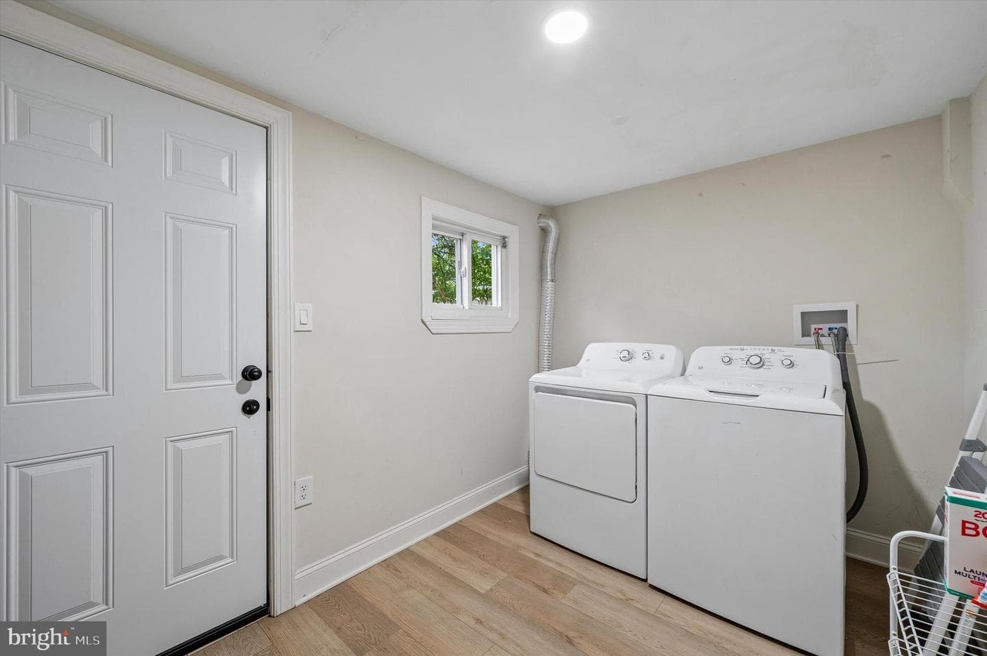 5512 Master Street photo 6