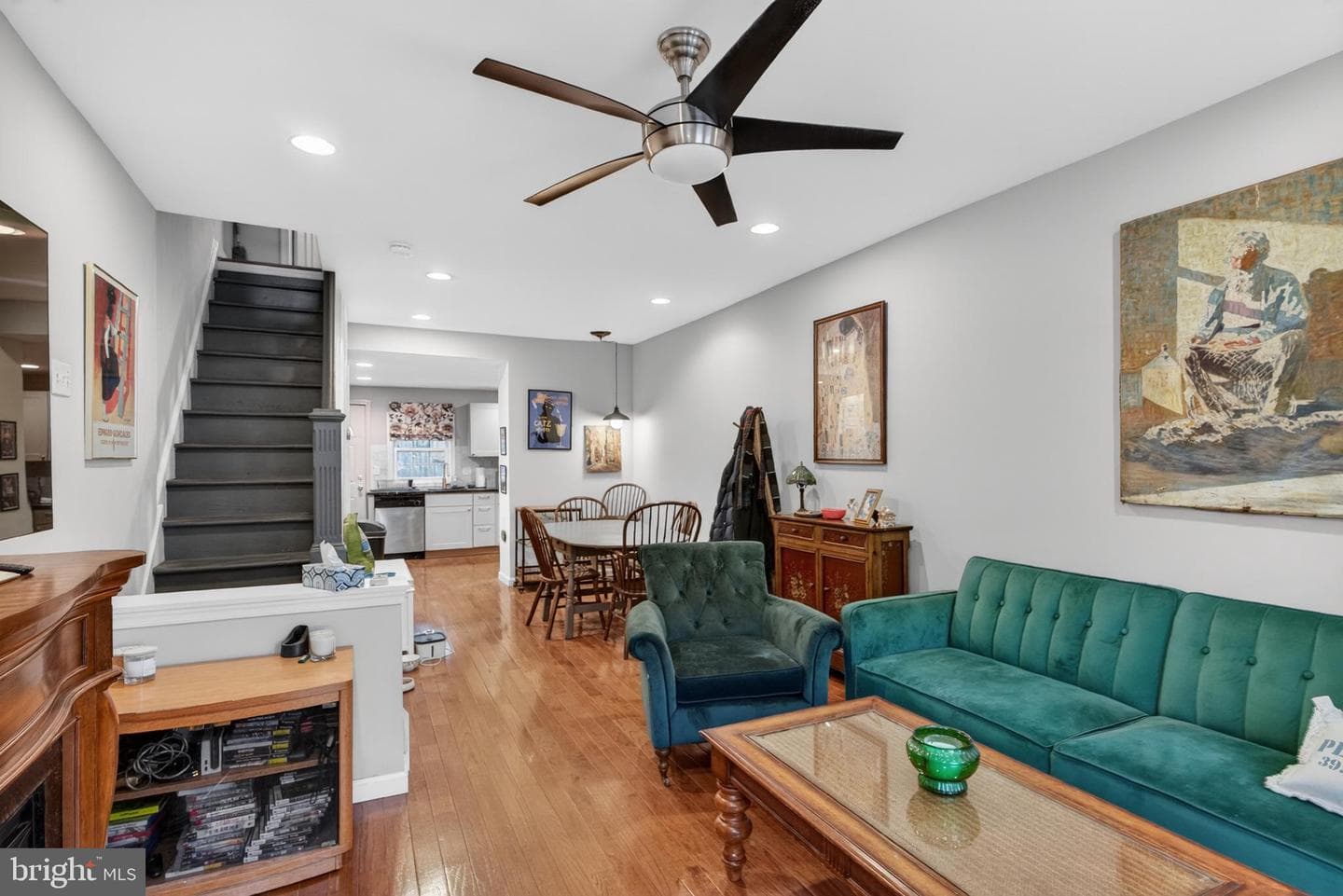 1424 S Orianna Street photo 3