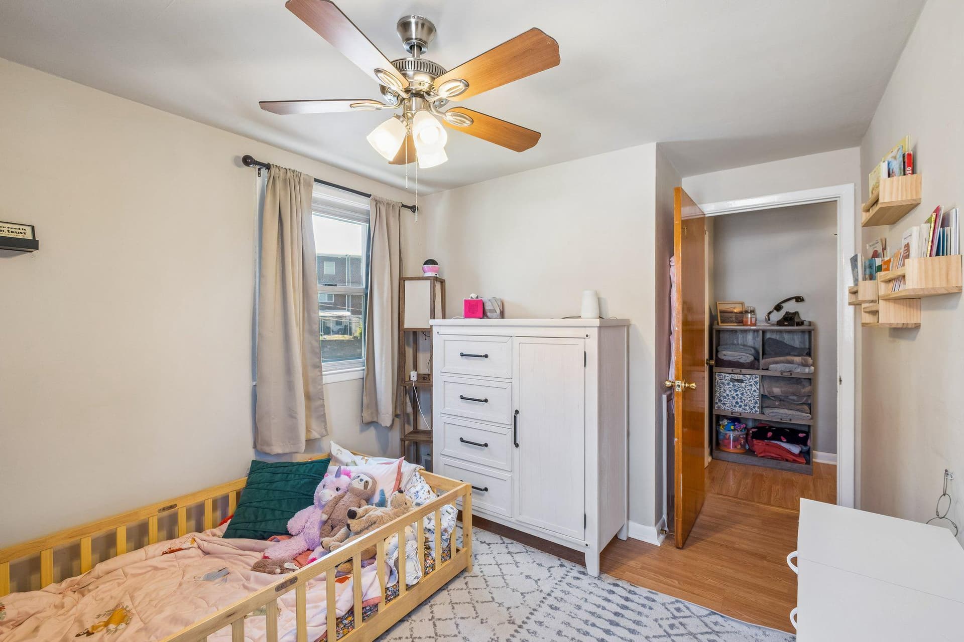 725 Hill Road photo 23