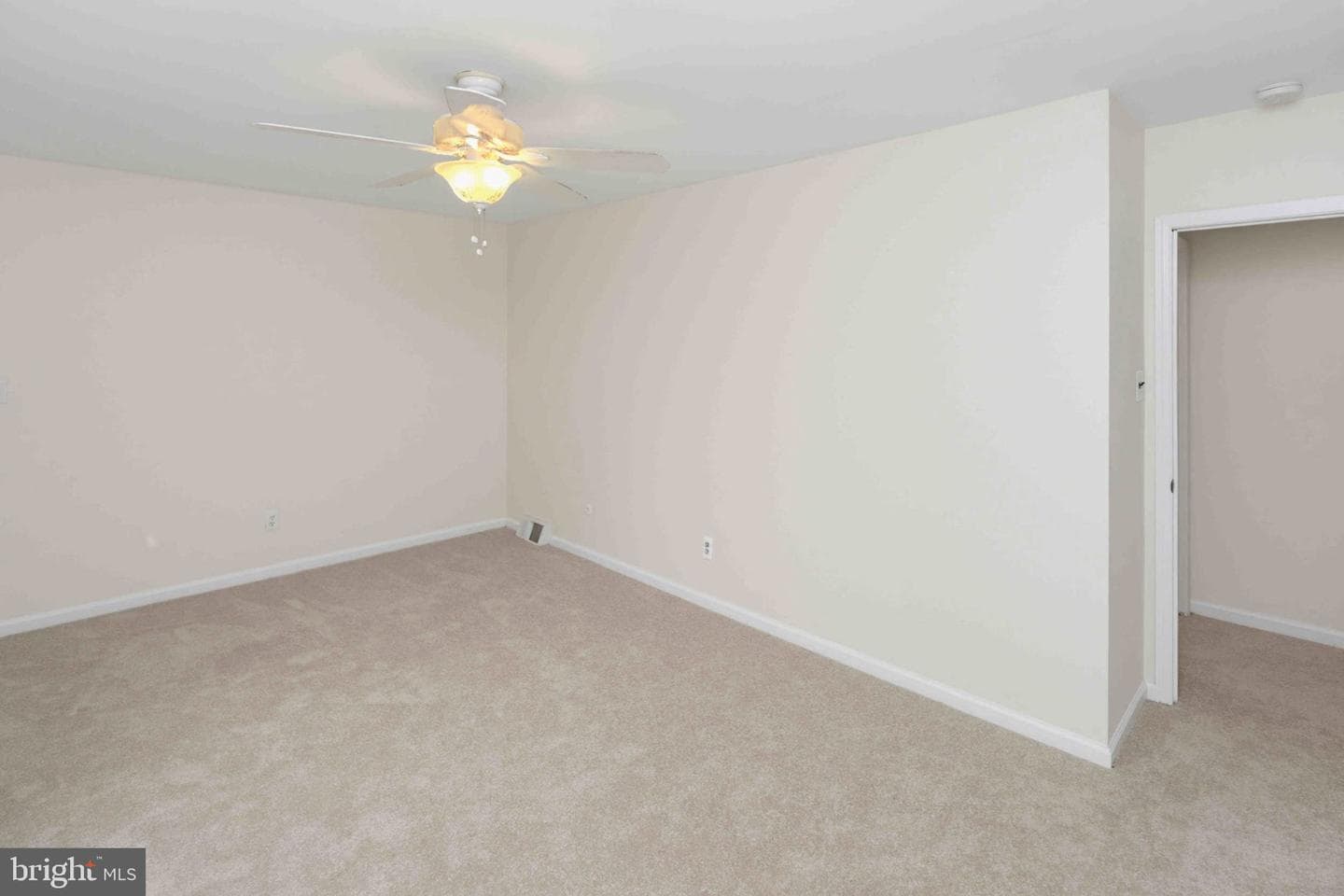 9807 Cowden Street photo 21