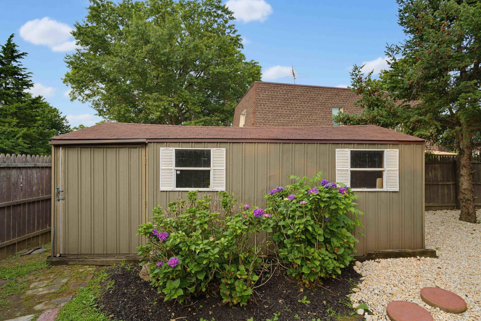 9807 Cowden Street photo 29